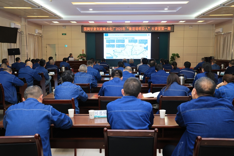2N2A4876_800.jpg