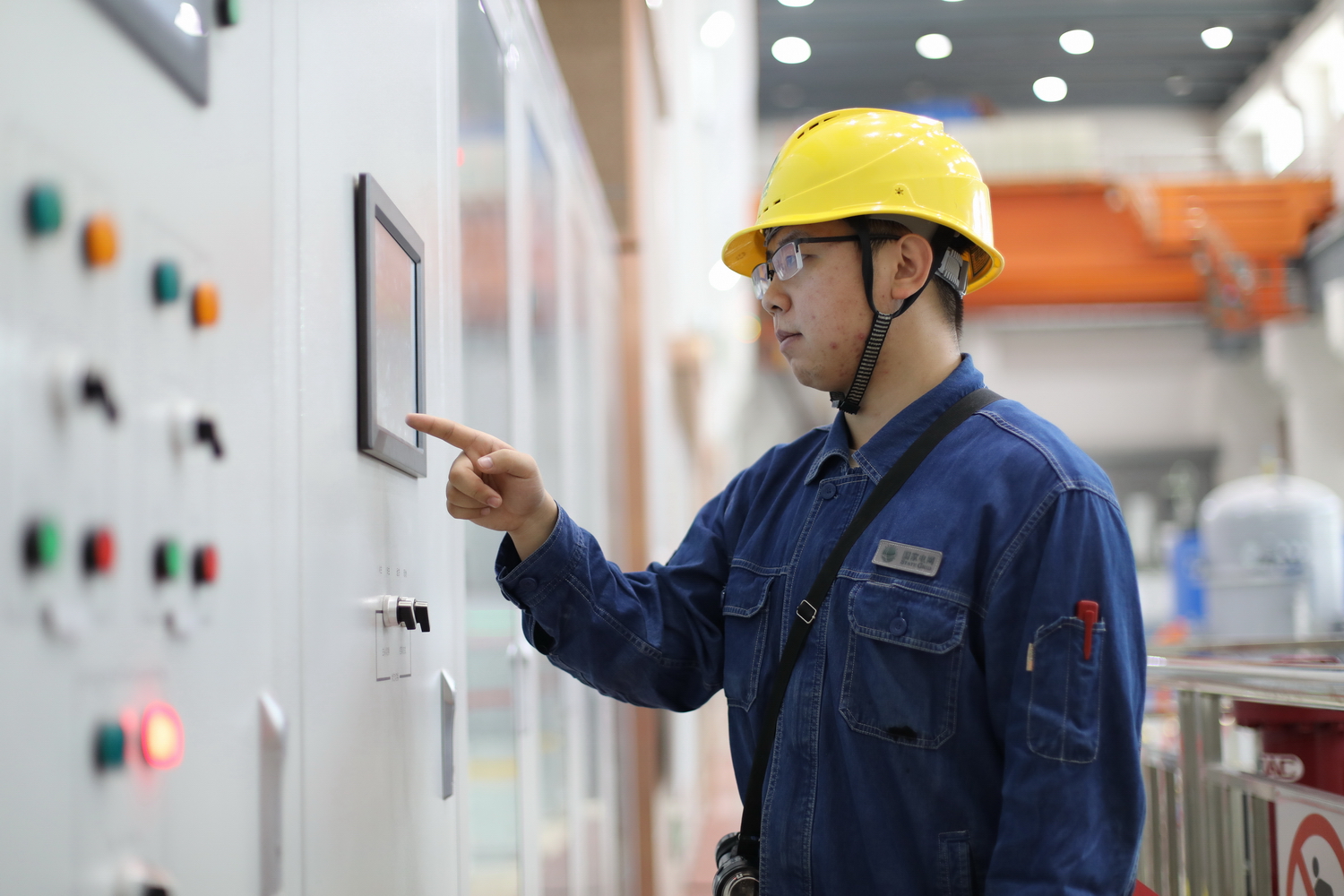 劉家峽水電廠全力以赴打好迎峰度夏“主動(dòng)仗”.JPG