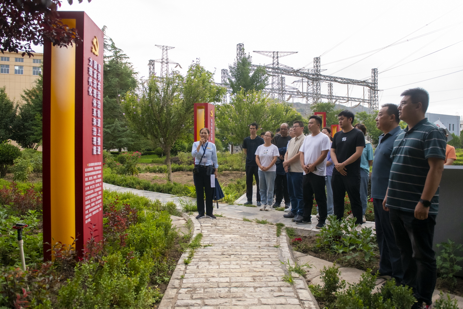 筑牢法治根基 護(hù)航水電發(fā)展 (1).jpg
